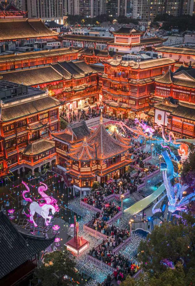 ตรุษจีนเซี่ยงไฮ้ 9 วันสุดคึกคัก รับทัพนักท่องเที่ยว 21.67 ล้านคน กวาดรายได้ 2.56 หมื่นล้านหยวน